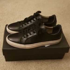 Banana republic black leather sneaker